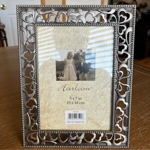 5 x 7 heart heirloom silver-tone metal frame